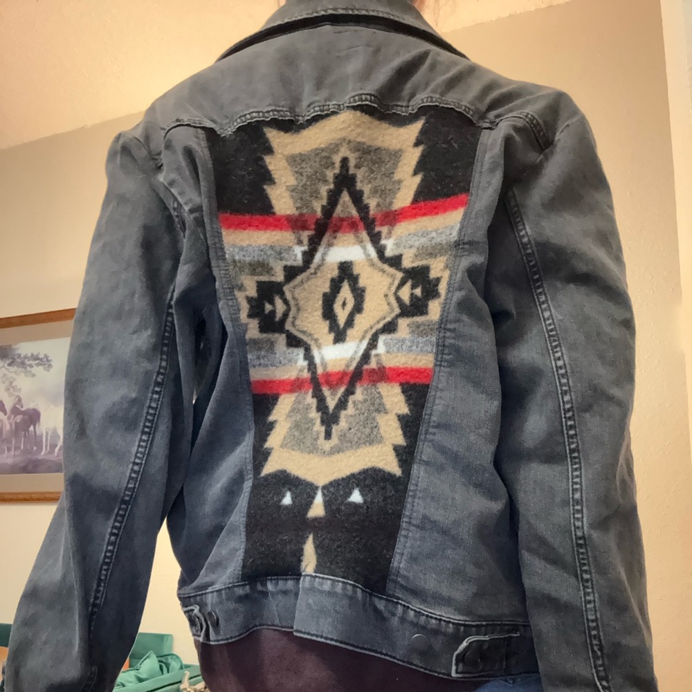 Wrangler black Denim Jacket Southwest Tribal Native Aztec Western Boho Jean Coat